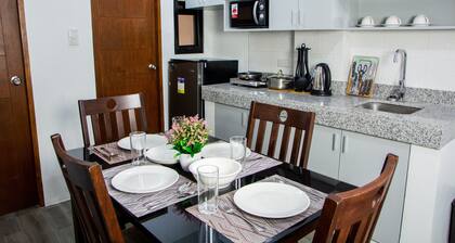 Gibbz Apartelle (Unit 204)