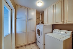 Interior - Heart of Old Town Scottsdale Heated Pool Winter Retreat! Firepit & Pet Friendly (Scottsdale)