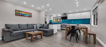 JackEllie Lodge - Pet Friendly and fenced