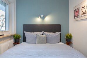 1 室のベッドルーム、WiFi