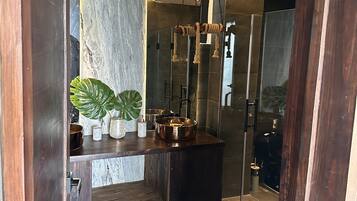 Towels, soap, toilet paper