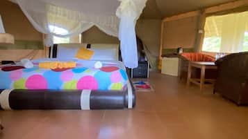 Habitación individual de lujo, 1 cama King size | Área de sala de estar