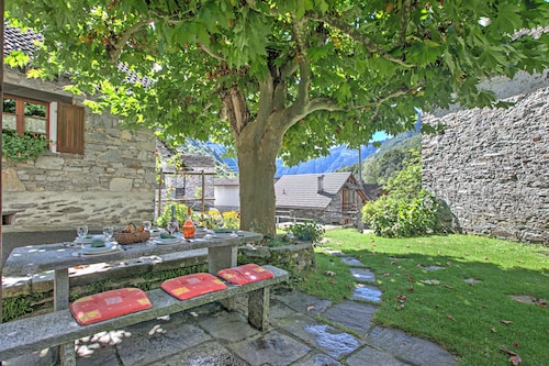 Rustico al platano 2, Frasco, Switzerland