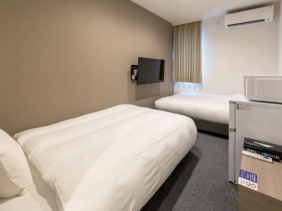 Standard Twin Room, Non Smoking (check-in is not available after 11PM) | Free WiFi, bed sheets