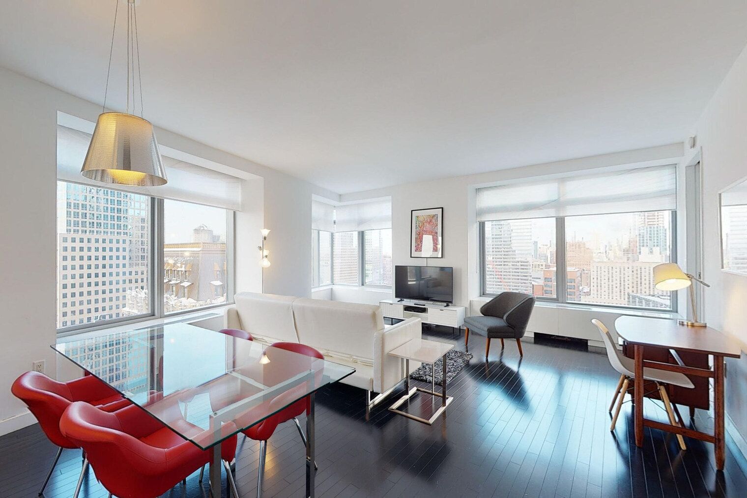 Modern Financial District 1BR w/ W/D & Gym, by Blueground