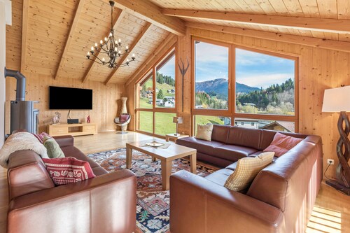 Chalet 'Skiblickhaus' mit Bergblick, privater Terrasse und WLAN