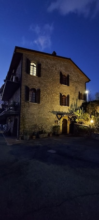 Esterni. L'Antica Sosta