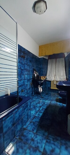 Combined shower/bathtub, free toiletries, hair dryer, towels - L'Antica Sosta (Corciano)