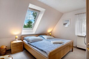 1 室のベッドルーム、WiFi (無料)、ベッドシーツ