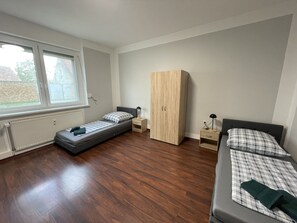 2 habitaciones, wifi gratis y ropa de cama