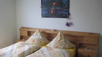 1 Schlafzimmer, Schreibtisch, kostenloses WLAN, Bettwäsche