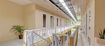 OYO Life 93034 Ayri Home