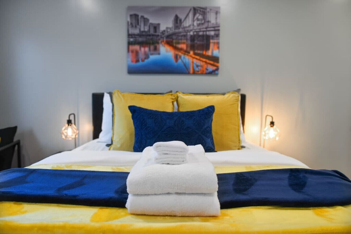 2 bedrooms, desk, iron/ironing board, free WiFi