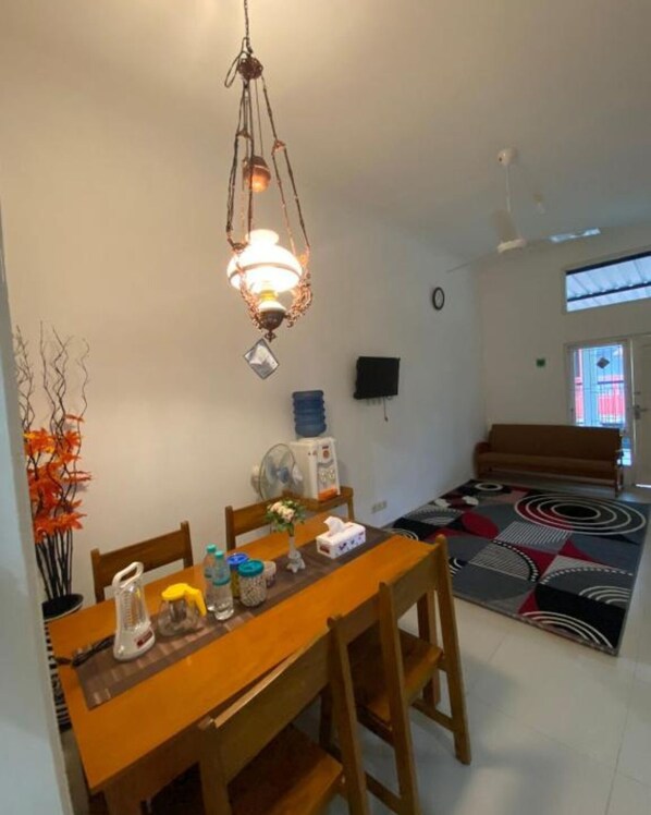 Interior - walasahomestay werdyningsih (purwejo)