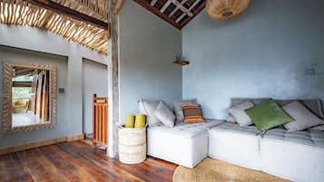 Villa, 3 Bedrooms | Living area