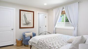 1 habitación, tabla de planchar con plancha, wifi gratis y ropa de cama