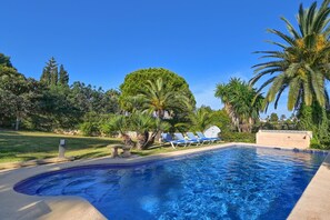 Pool - Comfortable villa  with private pool in Javea, Costa Blanca, Spain for 8 persons (Javea)
