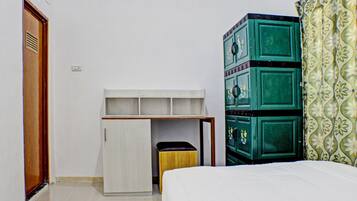 Quarto casal luxo | Wi-Fi de cortesia, roupa de cama