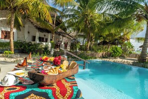 Dining room - Villa Juliana (Jambiani)