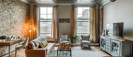 Télévision, espaces bureaux