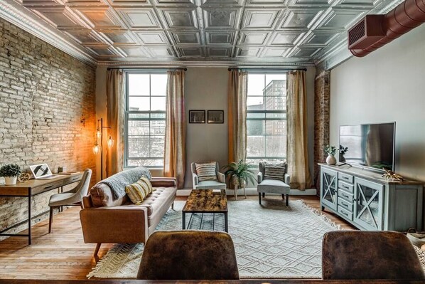 Fernseher, Arbeitsbereiche