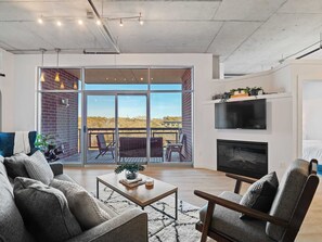 TV, fireplace, offices