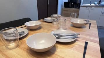 家庭公寓, 非吸煙房 (Pets Not Allowed, with Rental Car) | 房內用餐區
