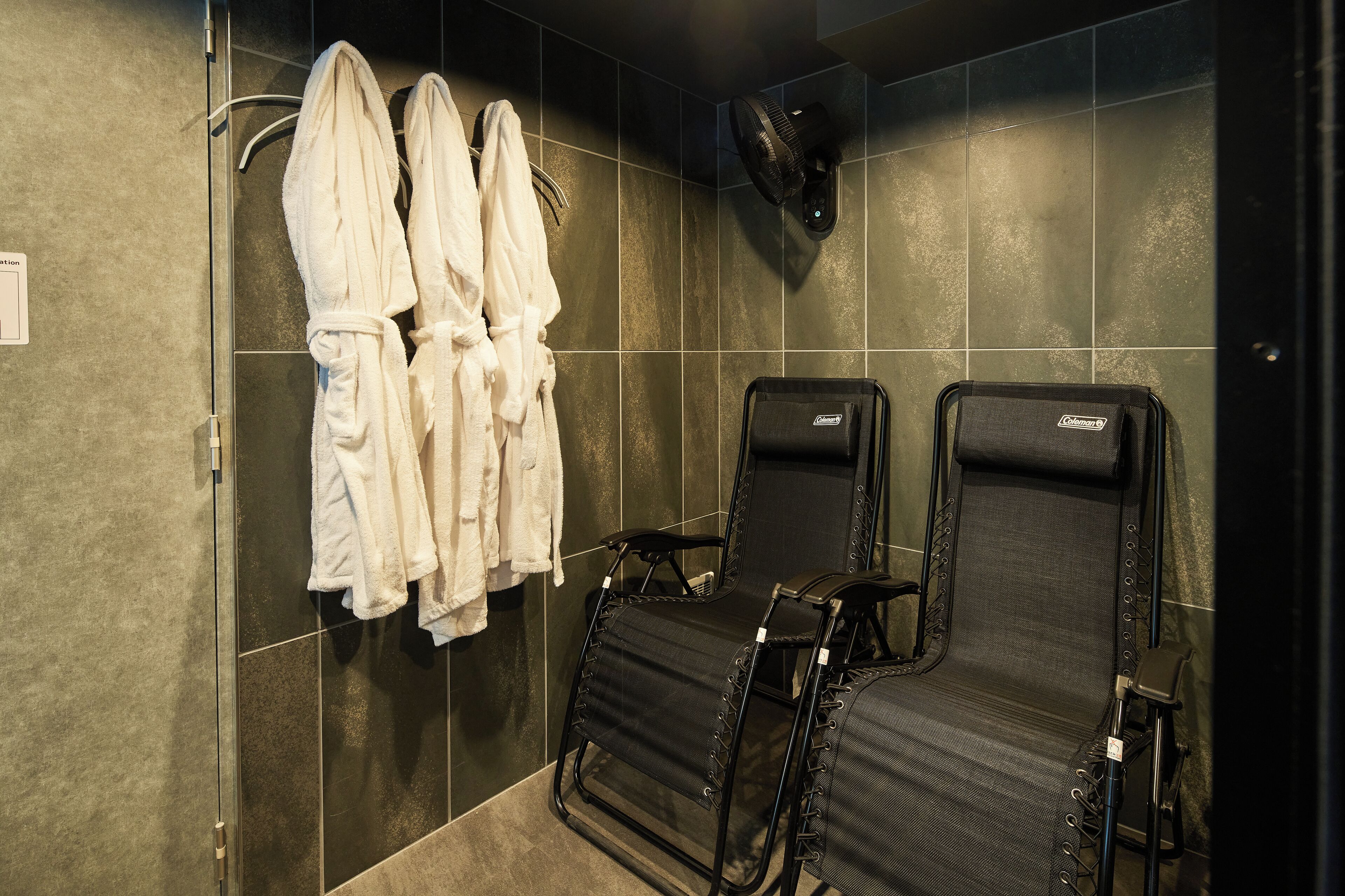 Phòng xông hơi sauna