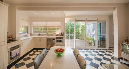 Bluebird Cottage - Charm & character