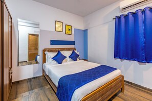 Standard Room | 1 bedroom, in-room safe, individually furnished, desk - Smart Stay by Isthara (Hyderabad)