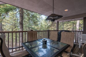 Outdoor dining - Escape to Ptarmigan Village 5 (Whitefish)