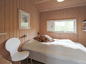 3 bedrooms, Internet