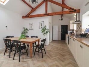 Cottage | Dining - Puffin (Bridlington)