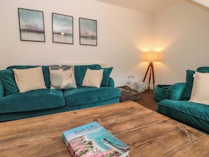 Cottage | Living area