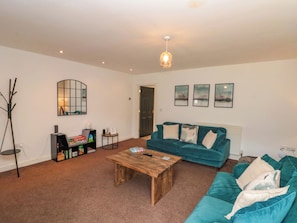 Cottage | Living area