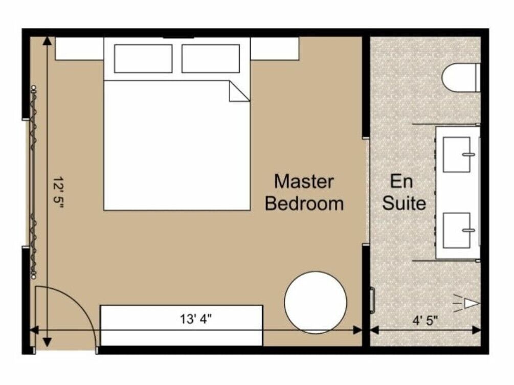 Plano de planta de una habitación de hotel con dormitorio principal, baño privado y una pequeña zona de estar.
