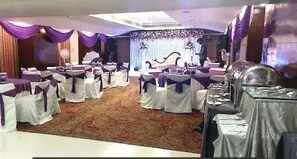 Tempat makan keluarga