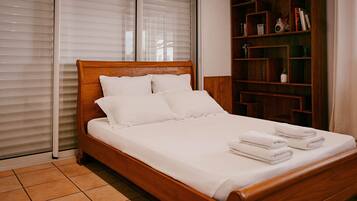 2 habitaciones, tabla de planchar con plancha y wifi gratis