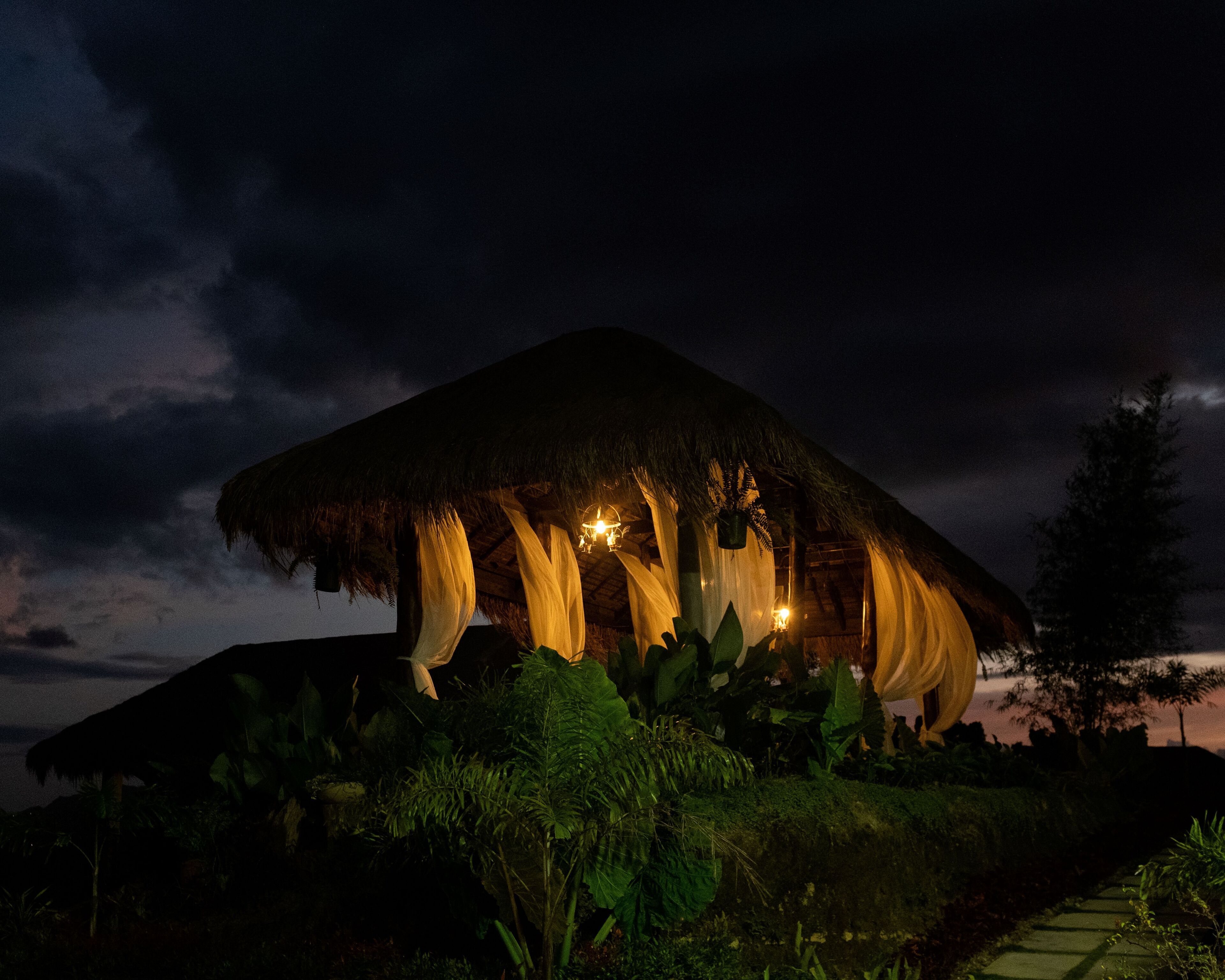 Warmsteinmassagen, klassische Massagen, Massageanwendungen