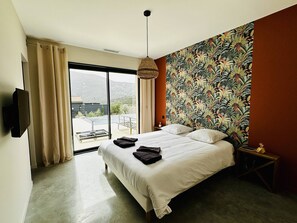 4 bedrooms, desk, iron/ironing board, travel crib - La "villa Romy" Piscine et Spa Face au Ventoux en Provence (Mollans-sur-Ouvèze)