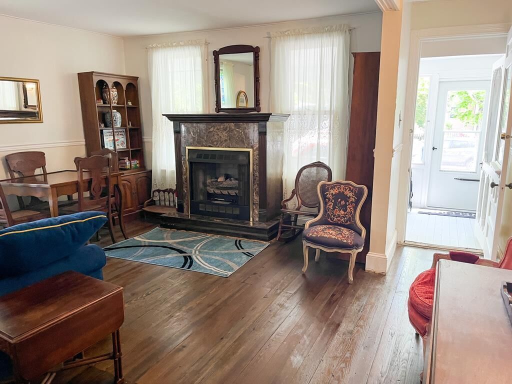 Grace House - Welcome to this charming, historic vacation rental home in West Cape May, New Jersey
