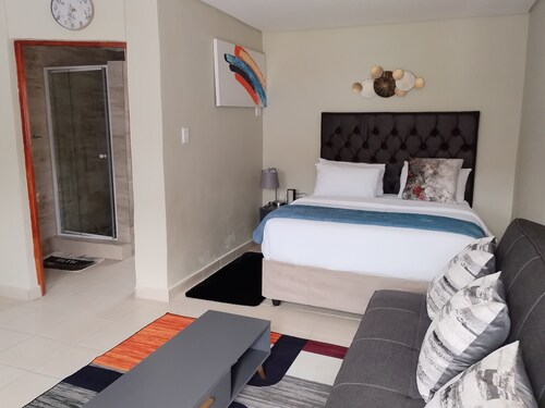 WHERE TRANQUILITY, SERENITY, ELEGANCE & BEAUTY STAYS "HOME AWAY FROM HOME FEEL"