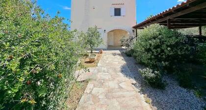 Cosy villa, close to the castle of Monemvasia. Ideal for family and friends.