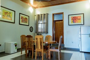 ซูพีเรียอพาร์ทเมนท์, 5 ห้องนอน | ห้องรับประทานอาหาร