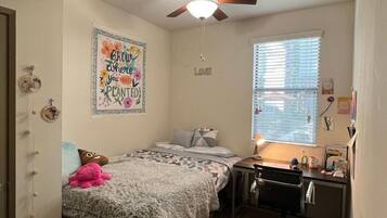 1 bedroom, WiFi, bed sheets