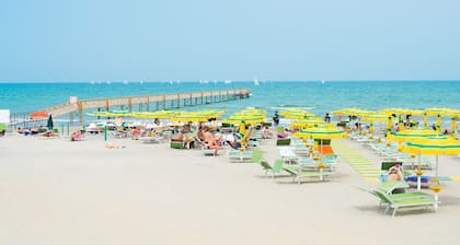 Cosy mobile home 3 bedrooms, 2 bathrooms by the sea, close to Rimini, Ravenna