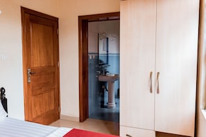 Quarto casal superluxo | Wi-Fi de cortesia