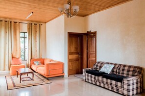 Living area - Nyumbani Cottages - Downtown (Kigali)