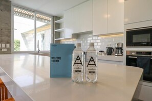 Fridge, microwave, oven, stovetop - w* | Modern 4BR Villa with Private Pool in Paracas (Paracas)