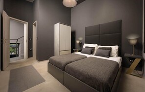 4 عدّة غرف نوم وسرير سفر وواي فاي مجانًا وملاءات أسرّة